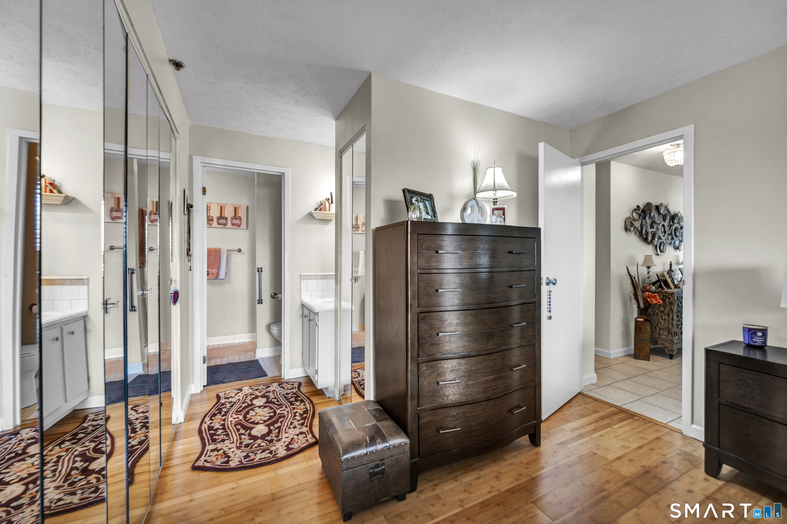 111 Dekoven Drive Middletown CT 06457
