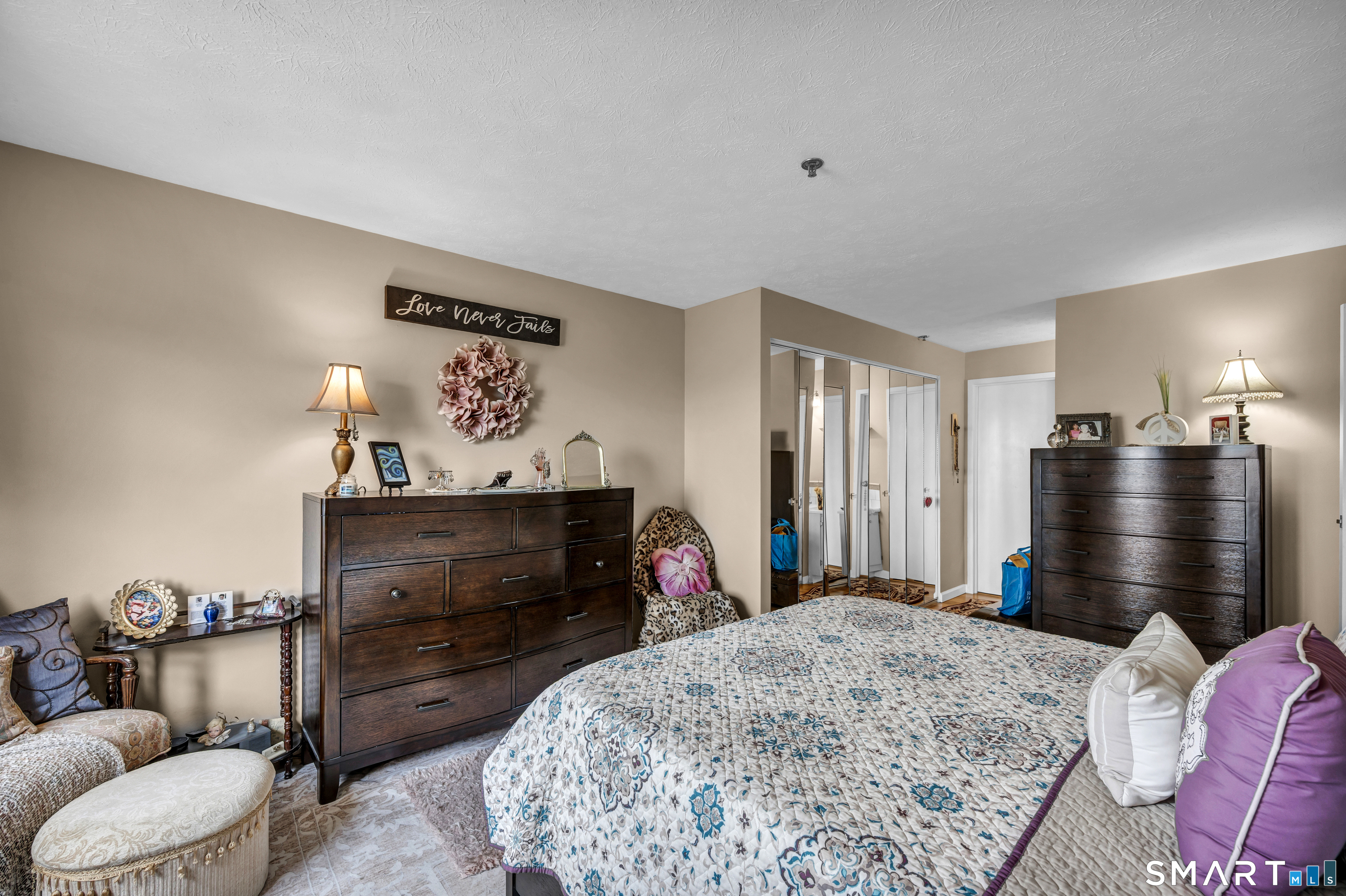 111 Dekoven Drive Middletown CT 06457