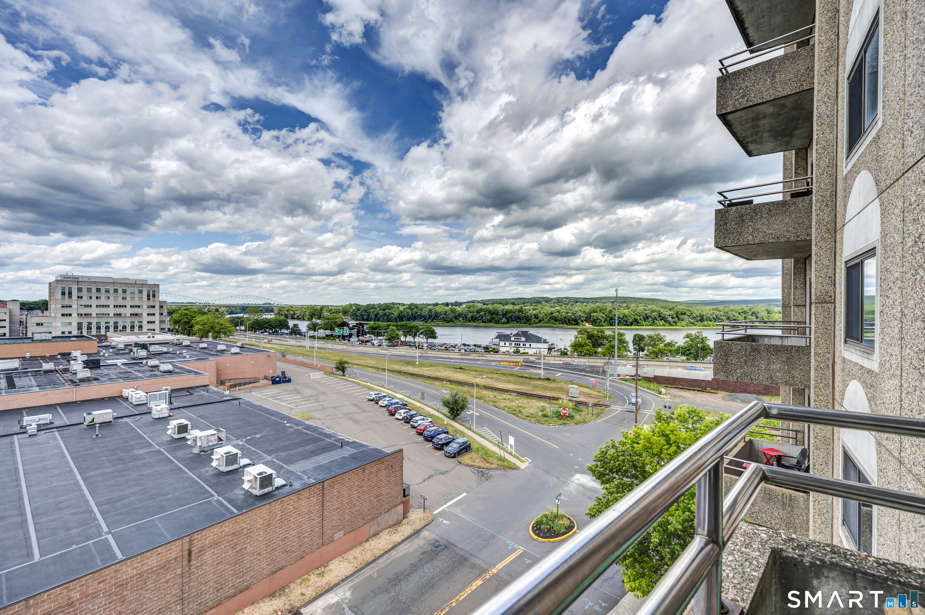 111 Dekoven Drive Middletown CT 06457