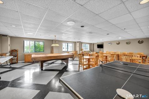 111 Dekoven Drive Middletown CT 06457