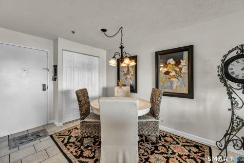111 Dekoven Drive Middletown CT 06457