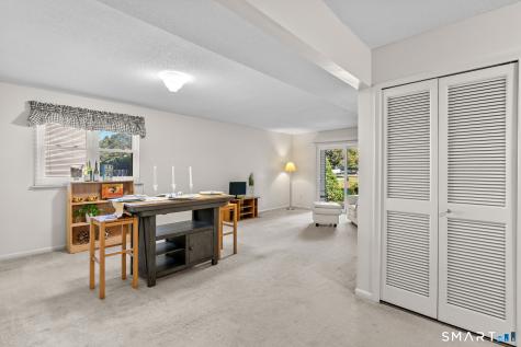 609 Twin Circle Drive South Windsor CT 06074