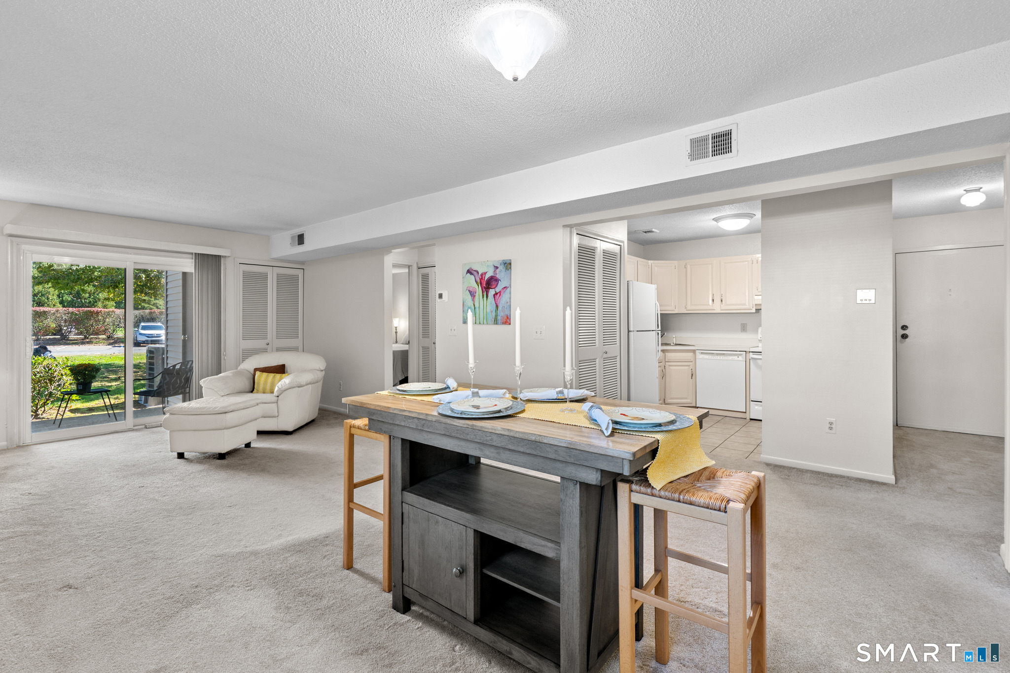 609 Twin Circle Drive South Windsor CT 06074