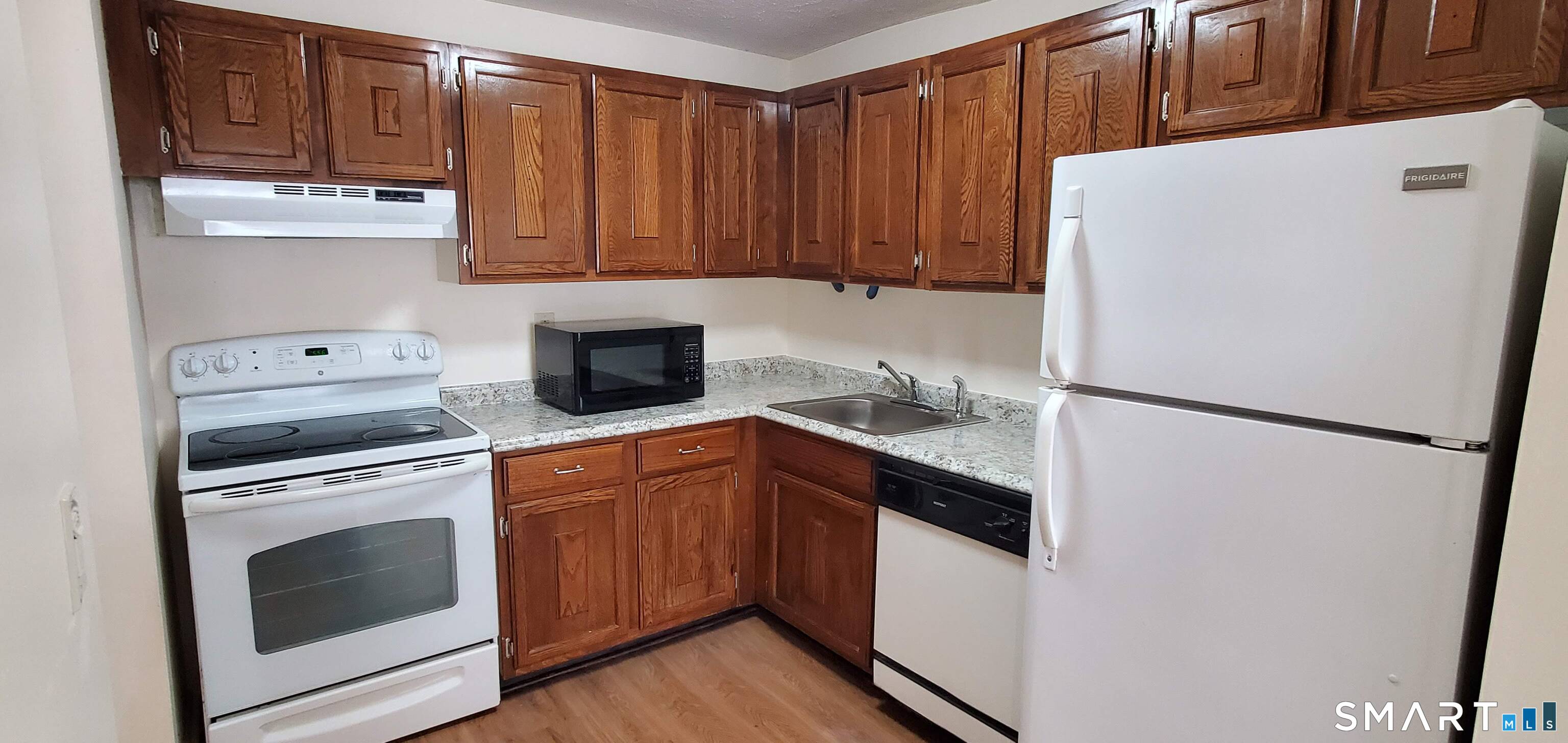 153 Bull Hill Lane West Haven CT 06516