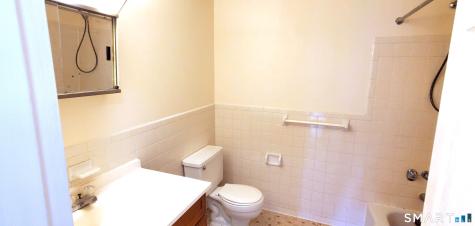 153 Bull Hill Lane West Haven CT 06516