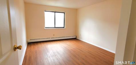 153 Bull Hill Lane West Haven CT 06516
