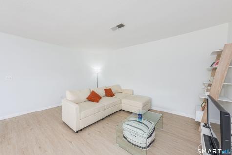 140 Thompson Street East Haven CT 06513