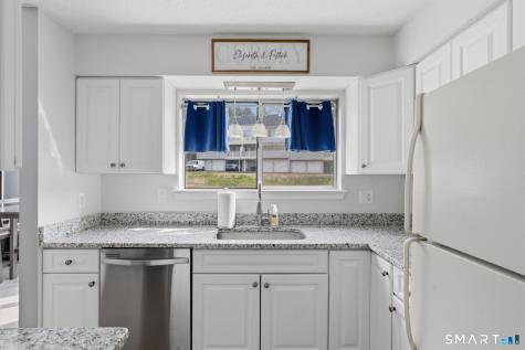 125 Staffordshire Common Wallingford CT 06492