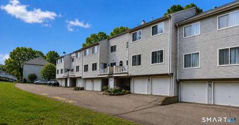 125 Staffordshire Common Wallingford CT 06492