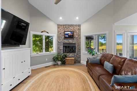 13 Salt Meadow Lane Branford CT 06405