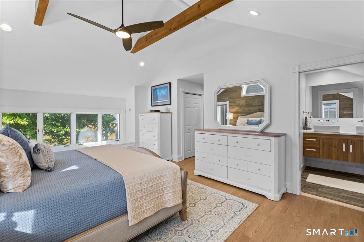 13 Salt Meadow Lane Branford CT 06405