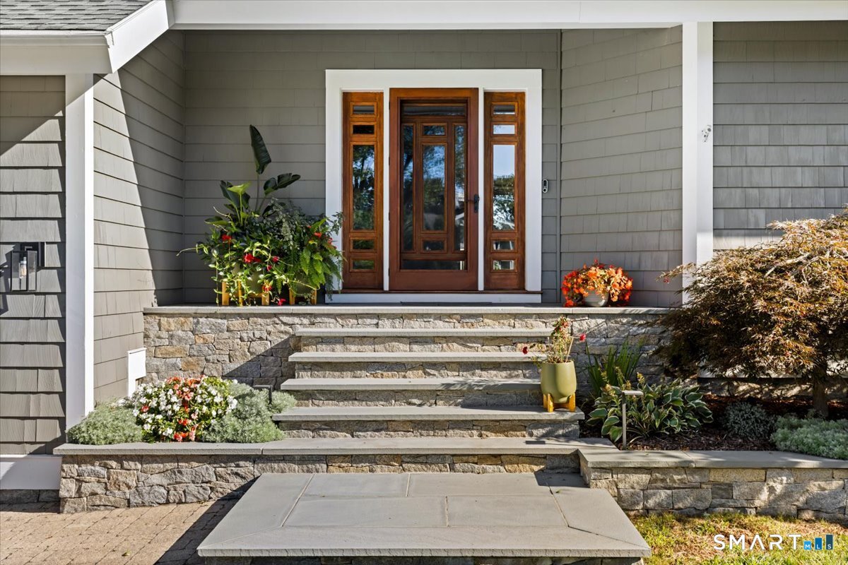 13 Salt Meadow Lane Branford CT 06405