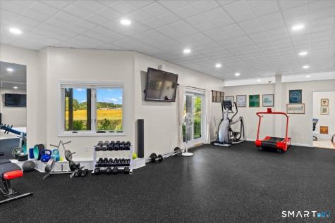13 Salt Meadow Lane Branford CT 06405