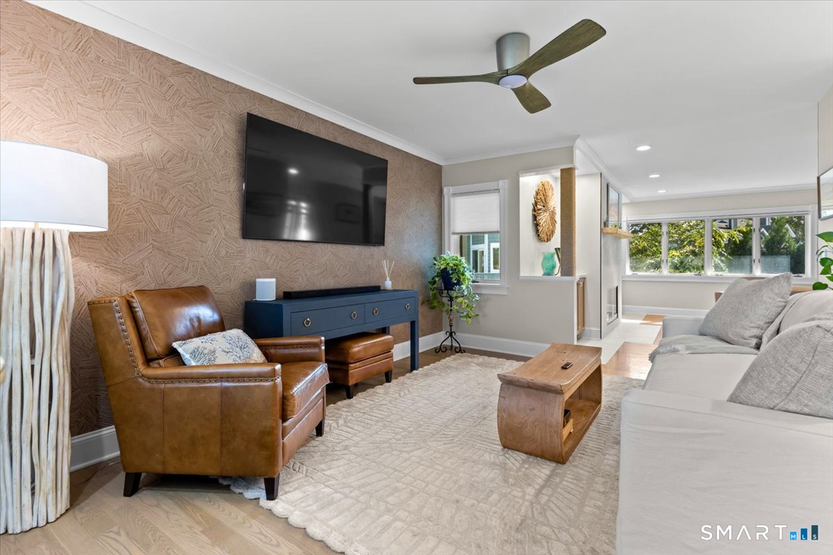 13 Salt Meadow Lane Branford CT 06405