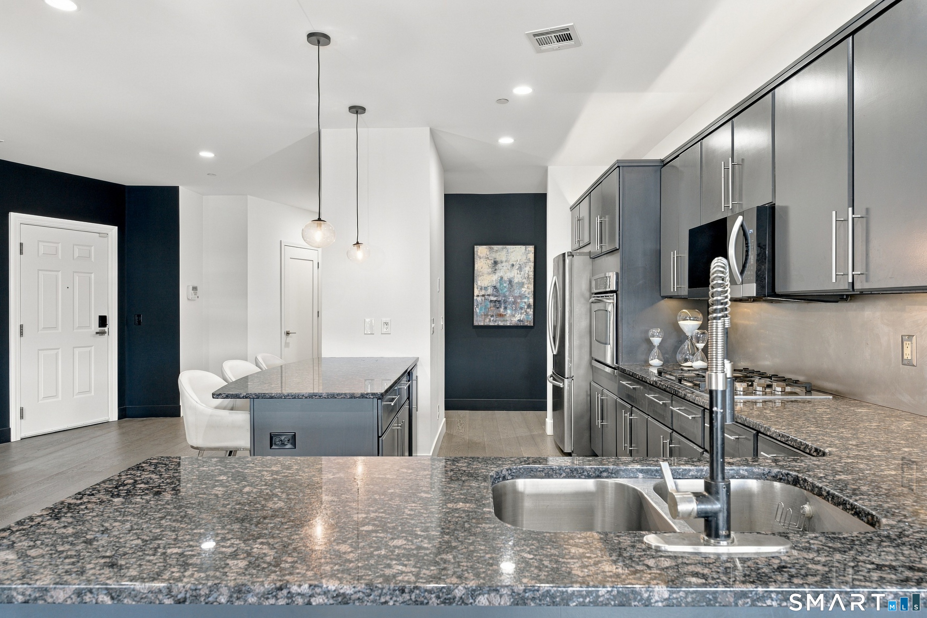 60 Maple Street Branford CT 06405