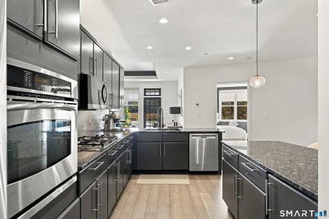 60 Maple Street Branford CT 06405