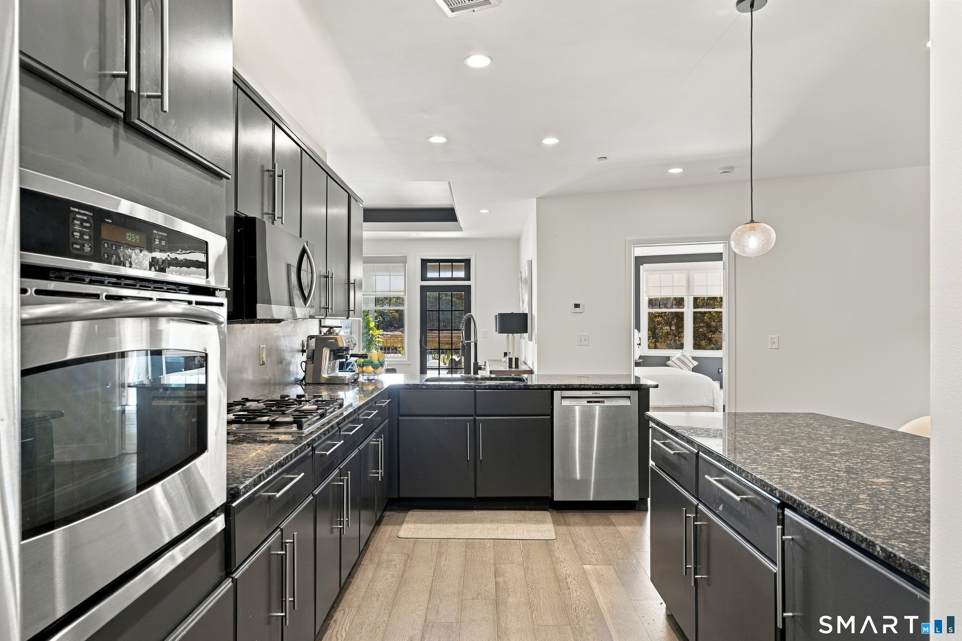 60 Maple Street Branford CT 06405