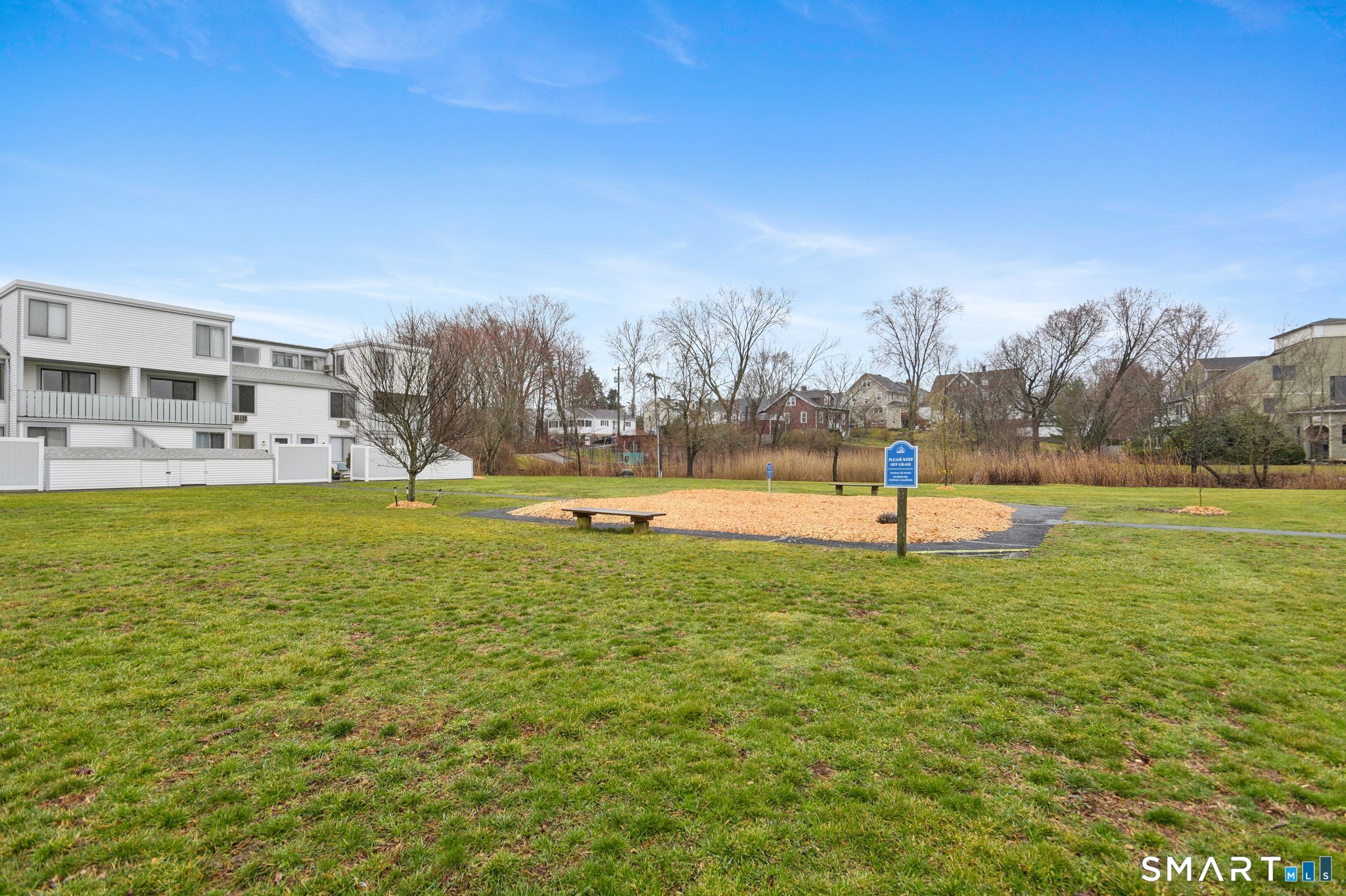 6 Hamre Lane Branford CT 06405