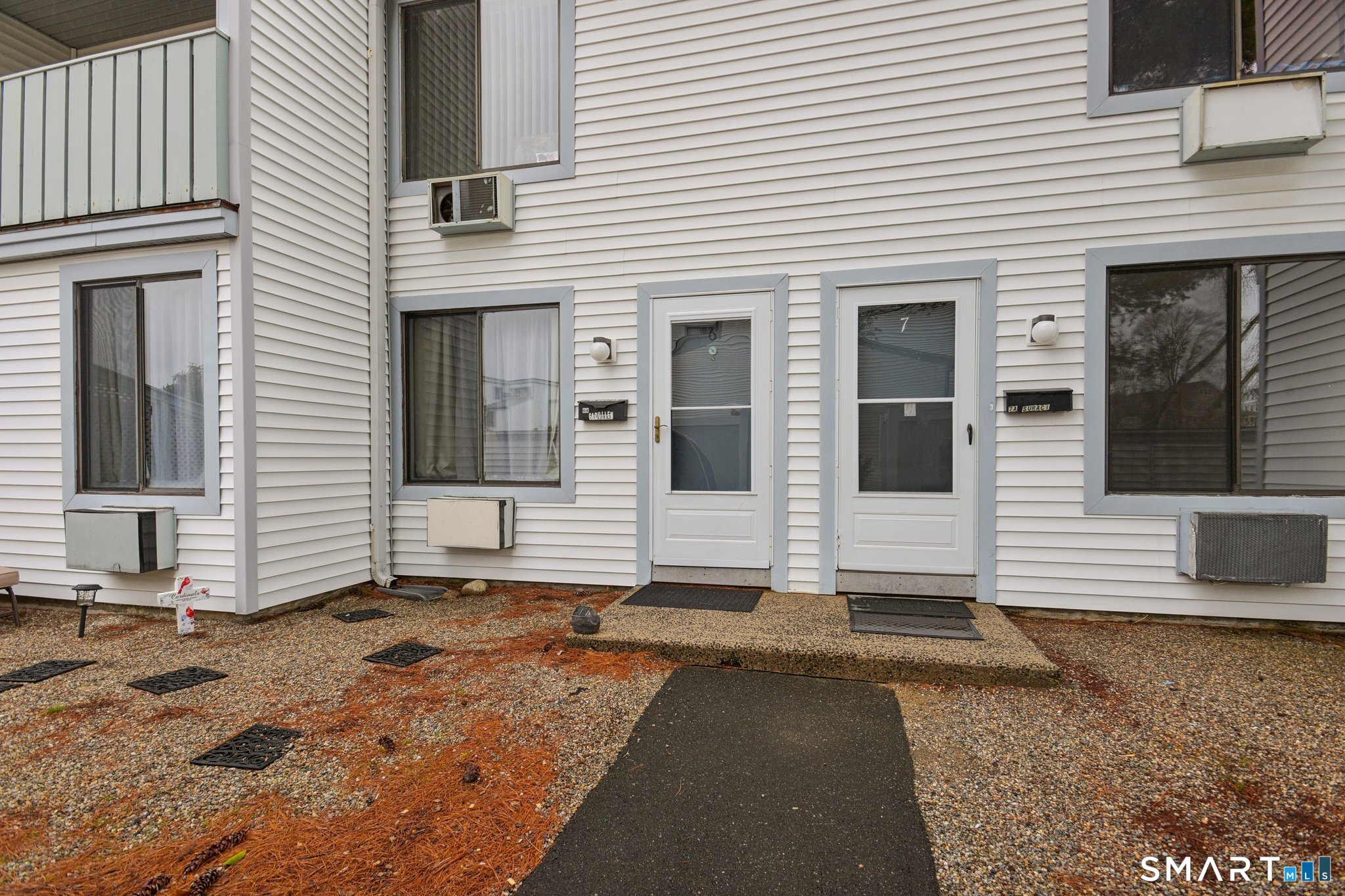 6 Hamre Lane Branford CT 06405