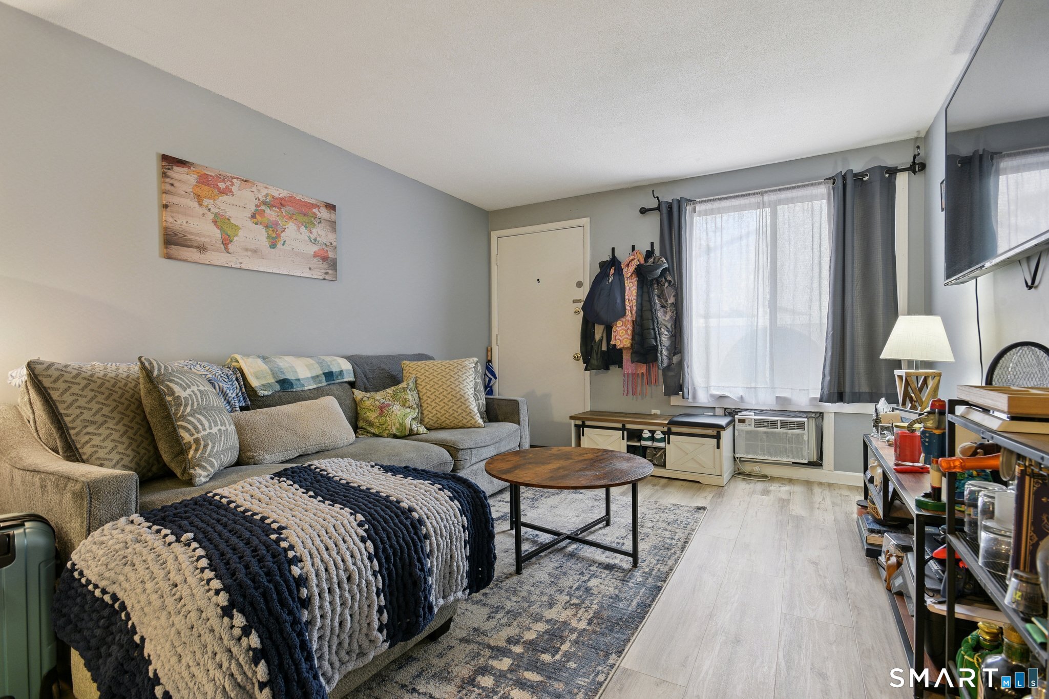 6 Hamre Lane Branford CT 06405