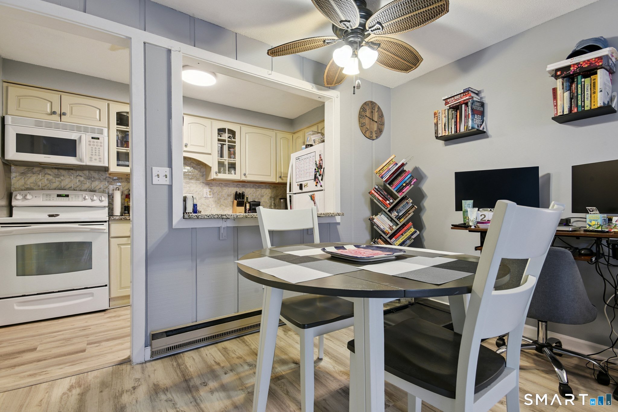 6 Hamre Lane Branford CT 06405