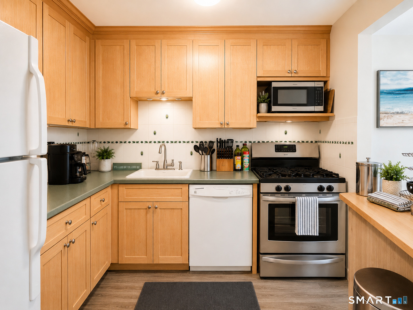 83 East Broadway Milford CT 06460