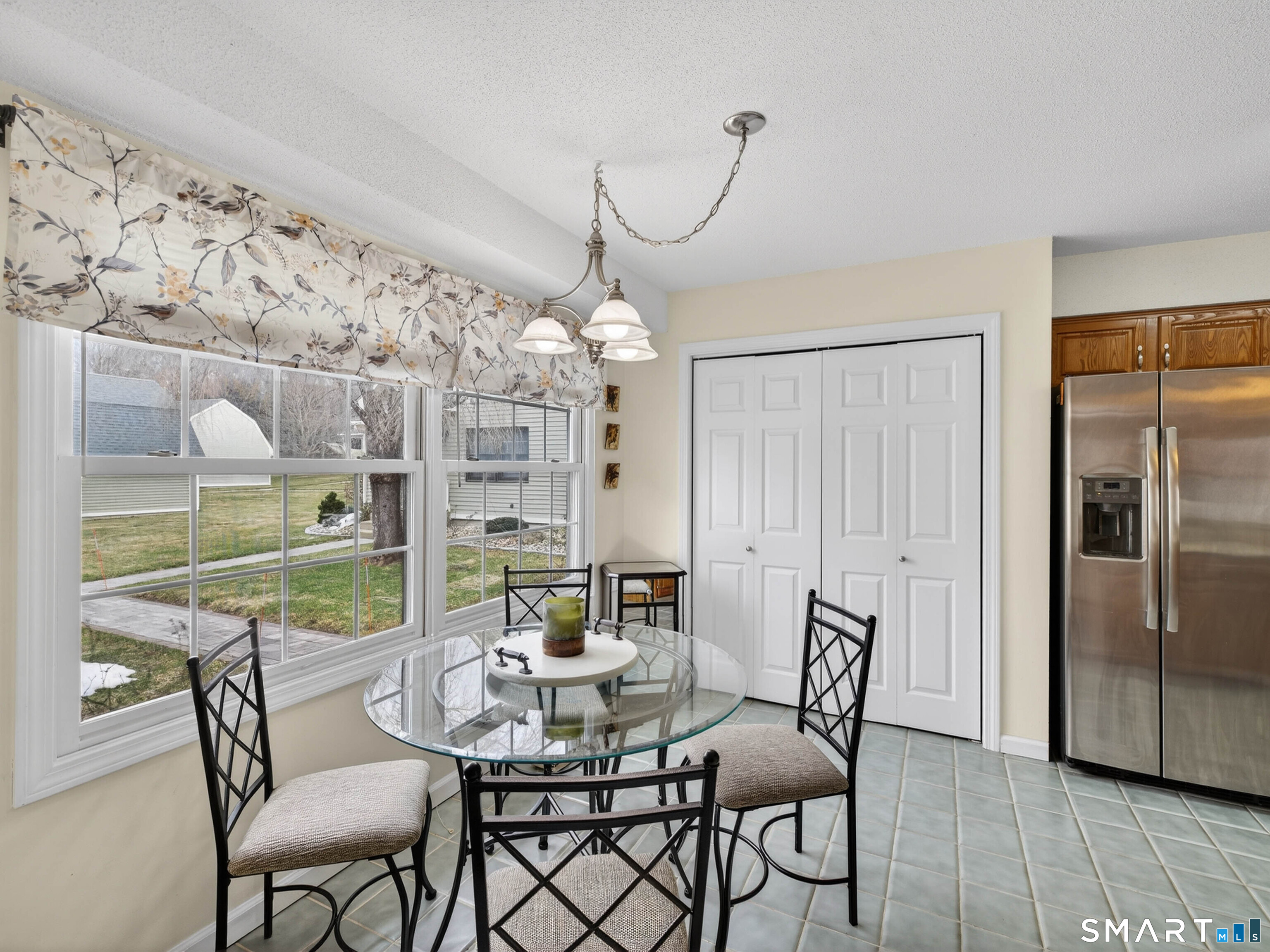 906 Canterbury Lane Colchester CT 06415