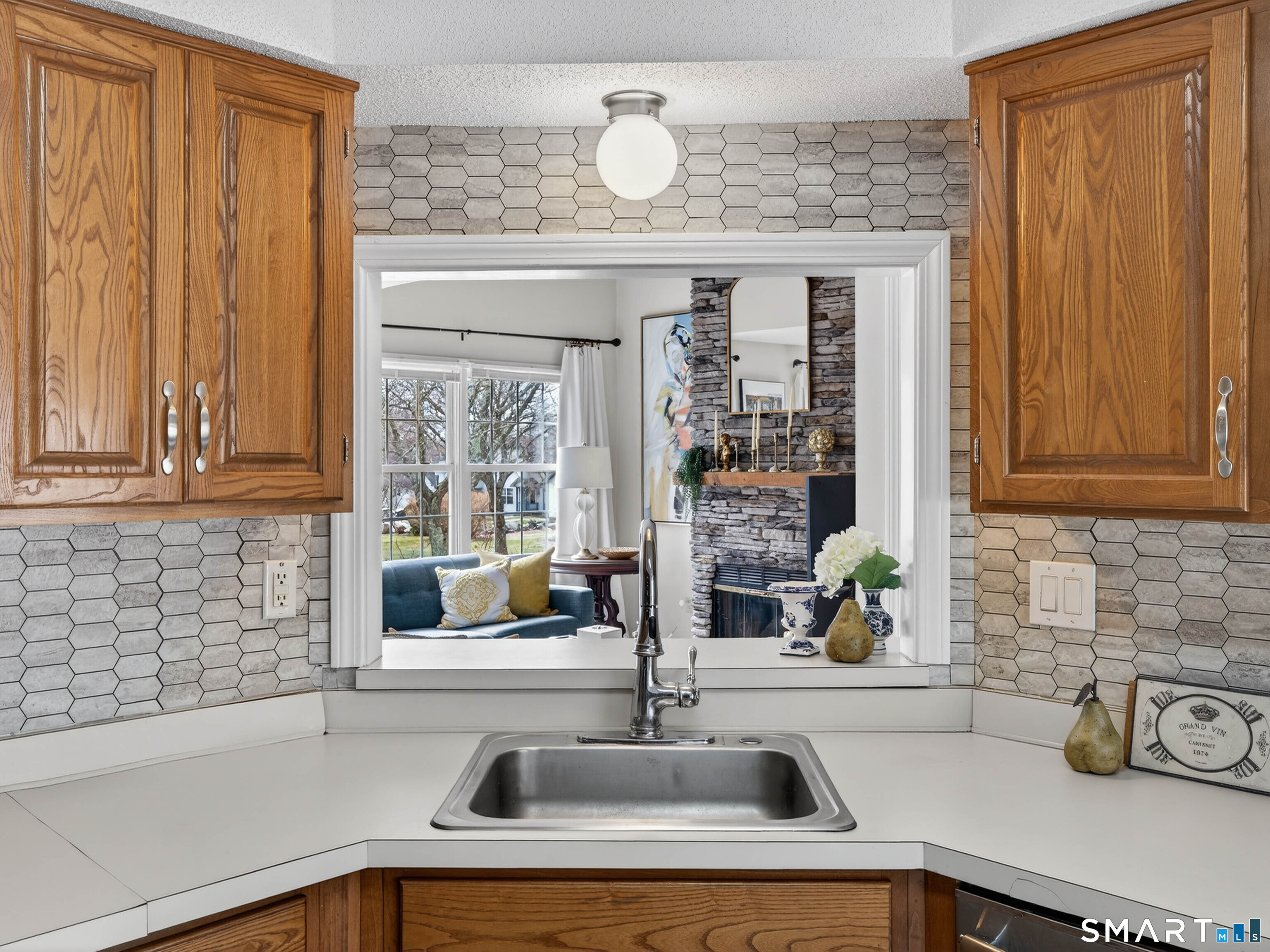 906 Canterbury Lane Colchester CT 06415