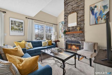 906 Canterbury Lane Colchester CT 06415