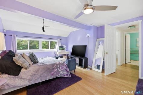 2 Pond Circle Avon CT 06001