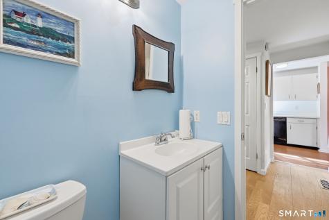 2 Pond Circle Avon CT 06001