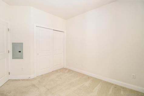 603 Brookside Court Newtown CT 06470