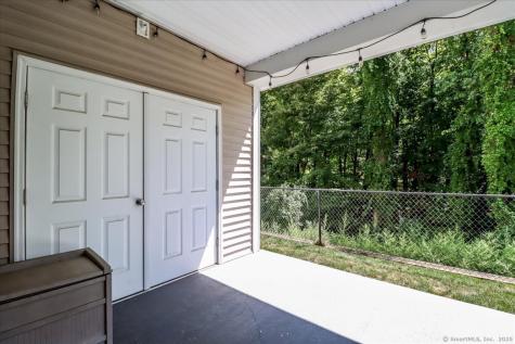 603 Brookside Court Newtown CT 06470