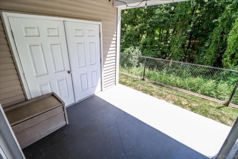 603 Brookside Court Newtown CT 06470