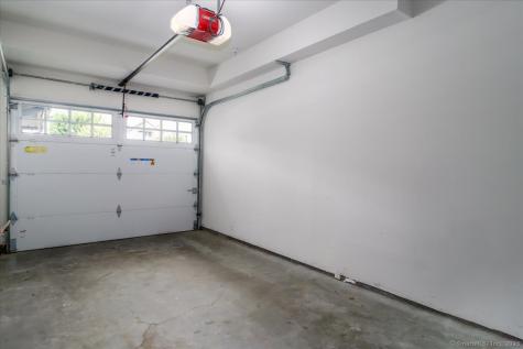 603 Brookside Court Newtown CT 06470