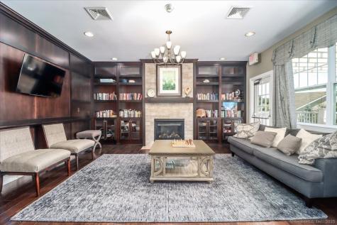 603 Brookside Court Newtown CT 06470