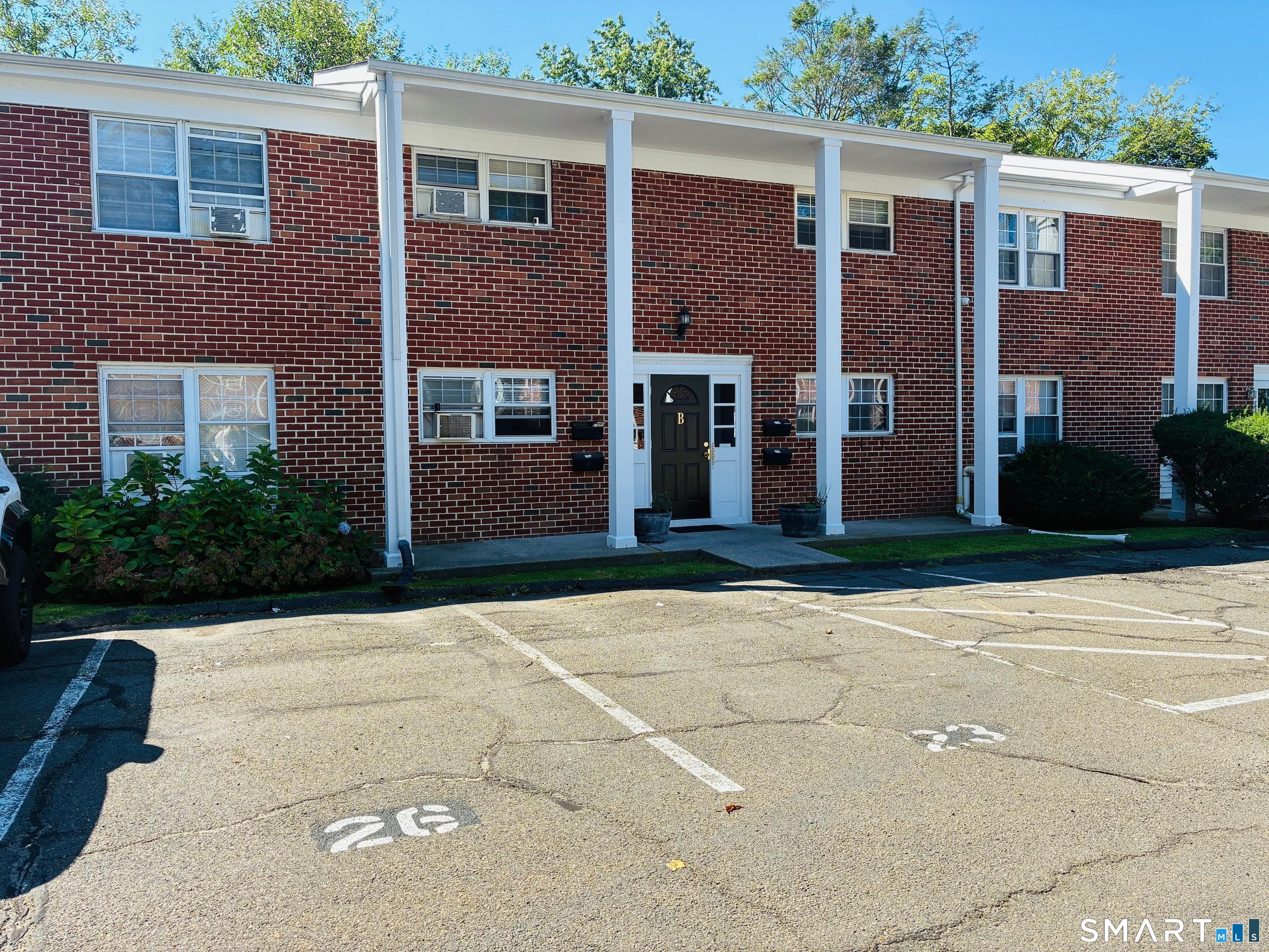 125 Lawn Avenue Stamford CT 06902