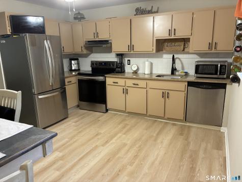 125 Lawn Avenue Stamford CT 06902