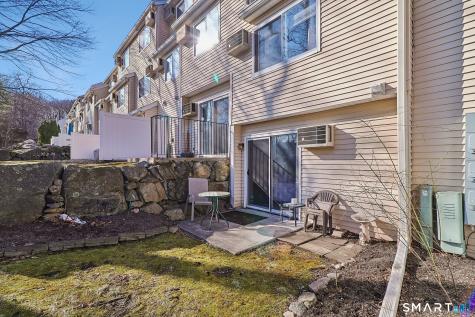 8 Rose Lane Danbury CT 06811