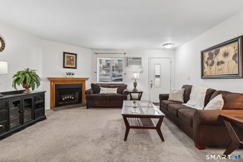8 Rose Lane Danbury CT 06811