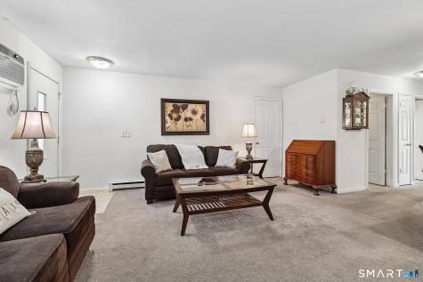 8 Rose Lane Danbury CT 06811
