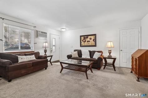 8 Rose Lane Danbury CT 06811
