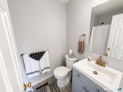 48 Ledgewood Drive Brookfield CT 06804