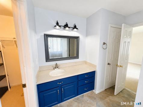 48 Ledgewood Drive Brookfield CT 06804