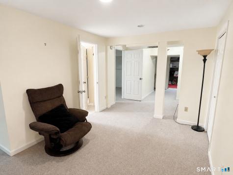 48 Ledgewood Drive Brookfield CT 06804