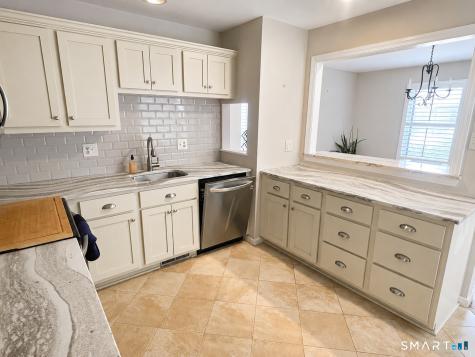 48 Ledgewood Drive Brookfield CT 06804