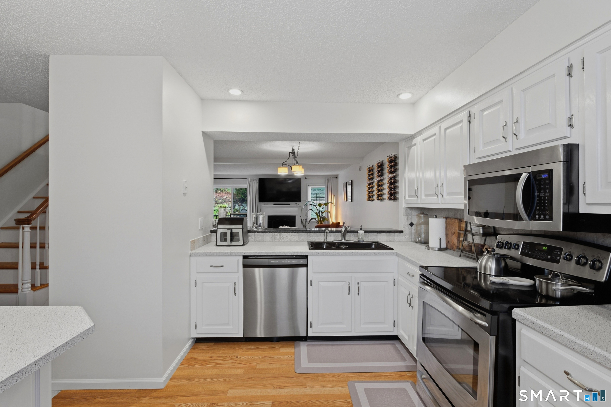 55 Mill Plain Danbury CT 06811
