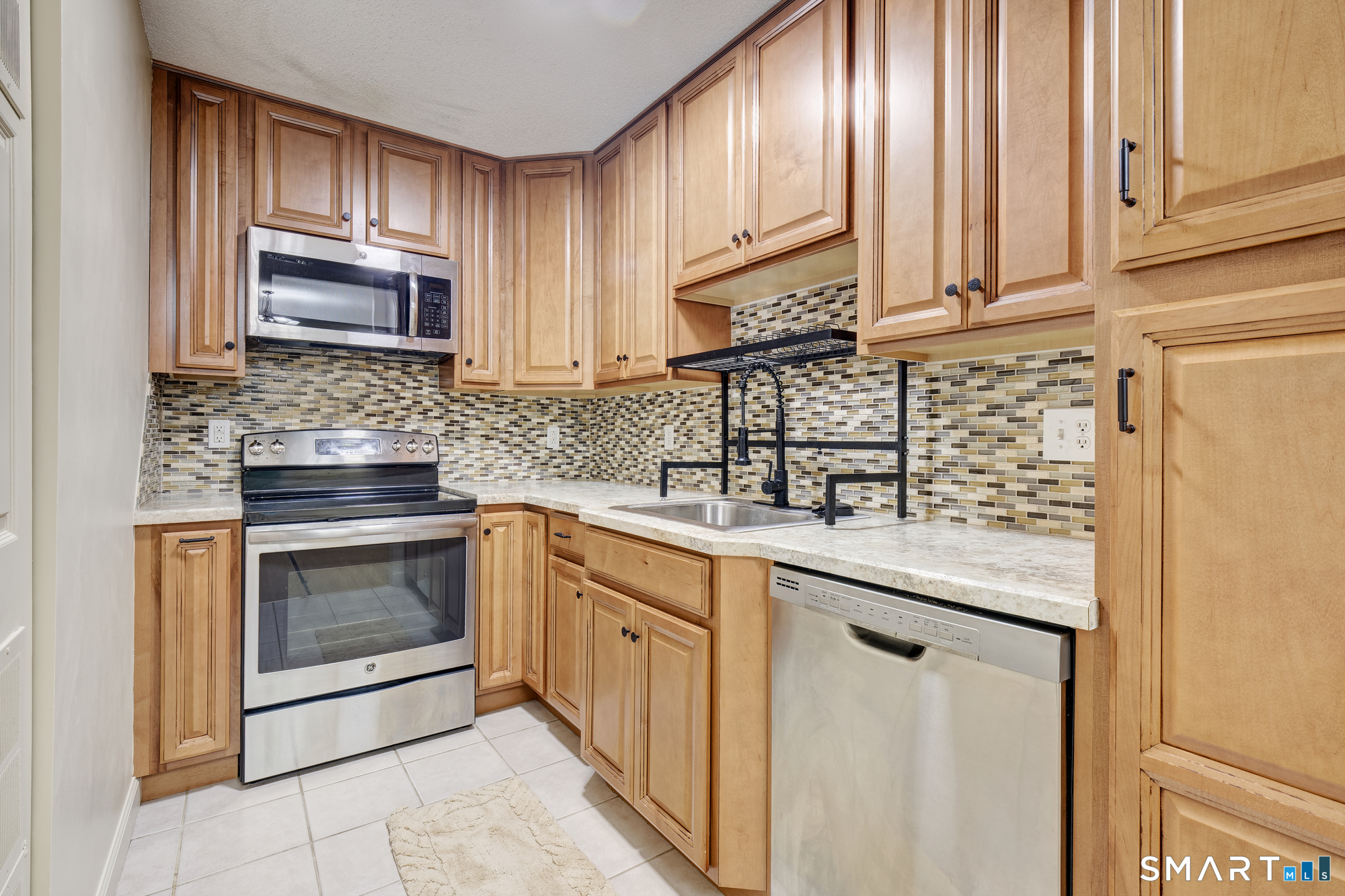 193 Oakland Street Manchester CT 06042