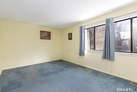 9 Highpoint Court Woodbury CT 06798