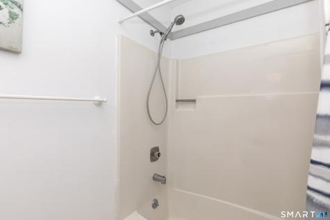 9 Highpoint Court Woodbury CT 06798